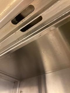 吊り棚空洞部分 3